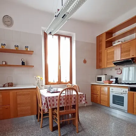 Lucia's House